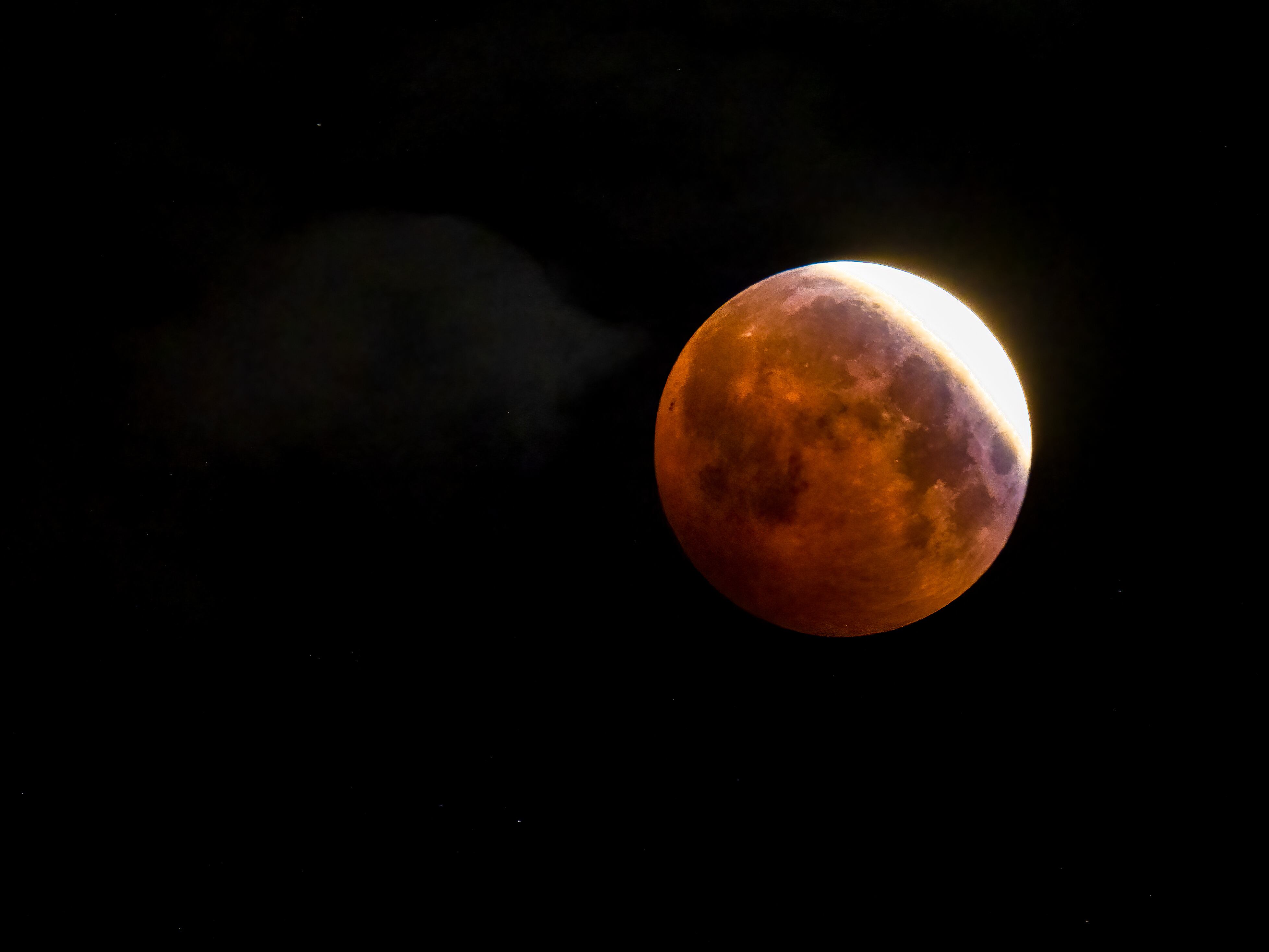 Eclipse lunar 25 de marzo 2024 / Imagen de referencia vía Getty Images