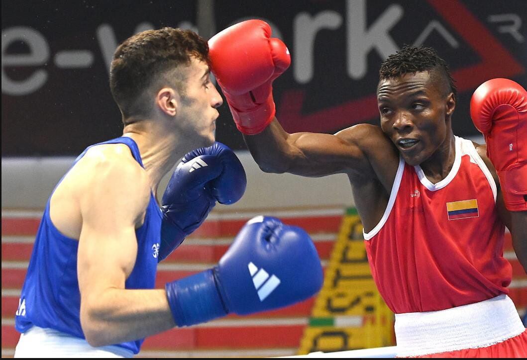 Yilmar Velásquez clasifica a los Juegos Olímpicos / @MinDeporteCol