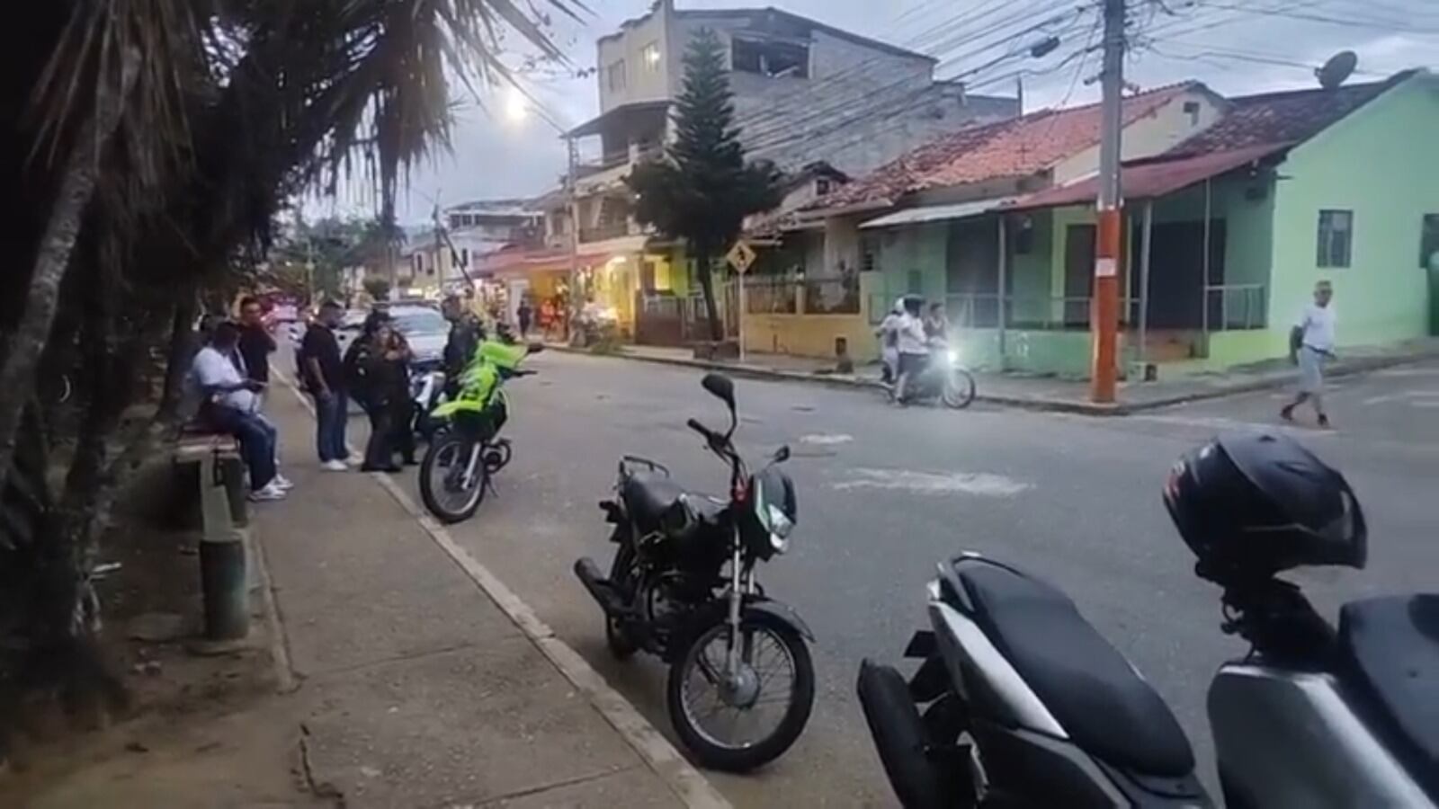 Tres personas heridas en el barrio La Joya de Bucaramanga
