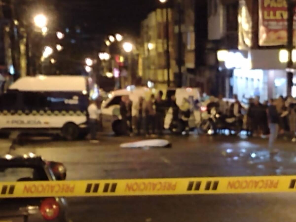 Encontraron a un hombre sin signos vitales en la Galería de Manizales