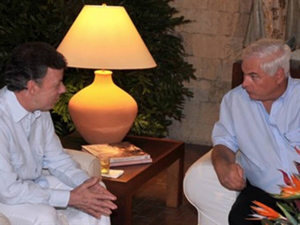 Santos habló con Martinelli en medio de incertidumbre por solicitud de extradicion de exdirectora del DAS