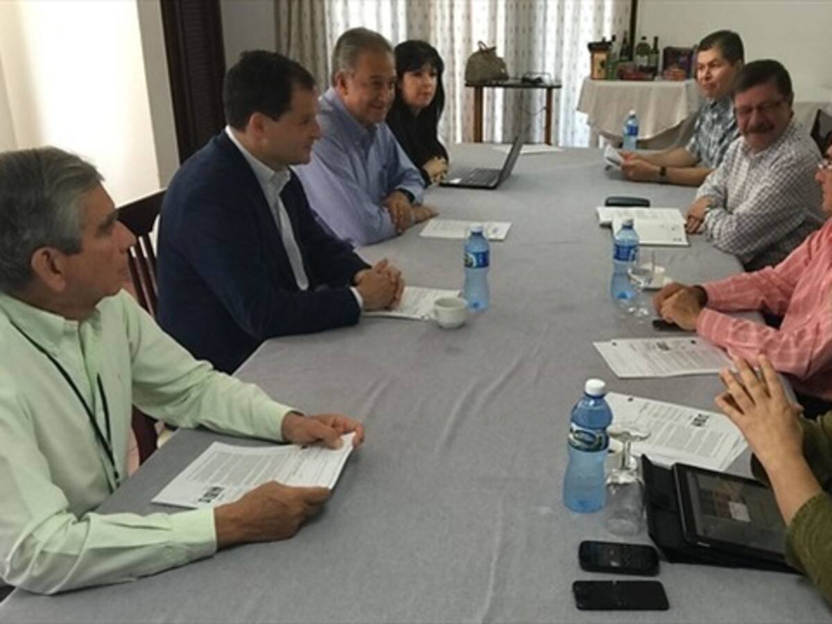 Farc pide revisar situación jurídica de integrantes de Fuerzas Militares
