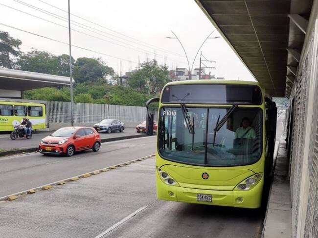 Metrolínea ajustó horario por toque de queda