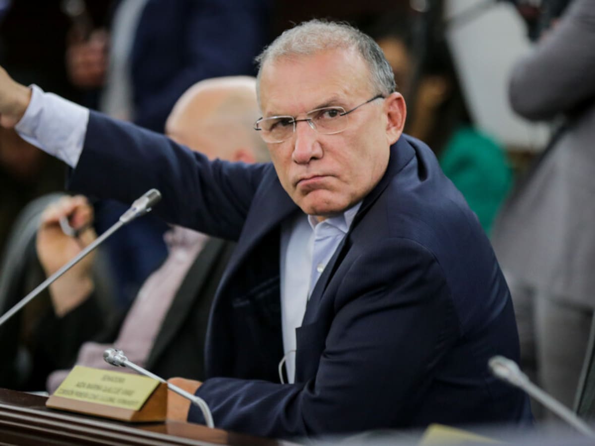 Roy Barreras se acercó al Gobierno para analizar posible candidatura a Alcaldía de Bogotá