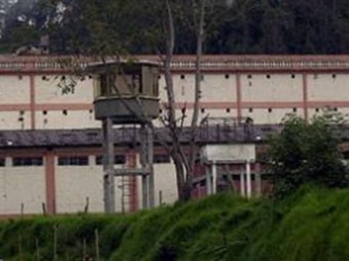 Hombre borracho le prendió fuego a su mujer en Manizales