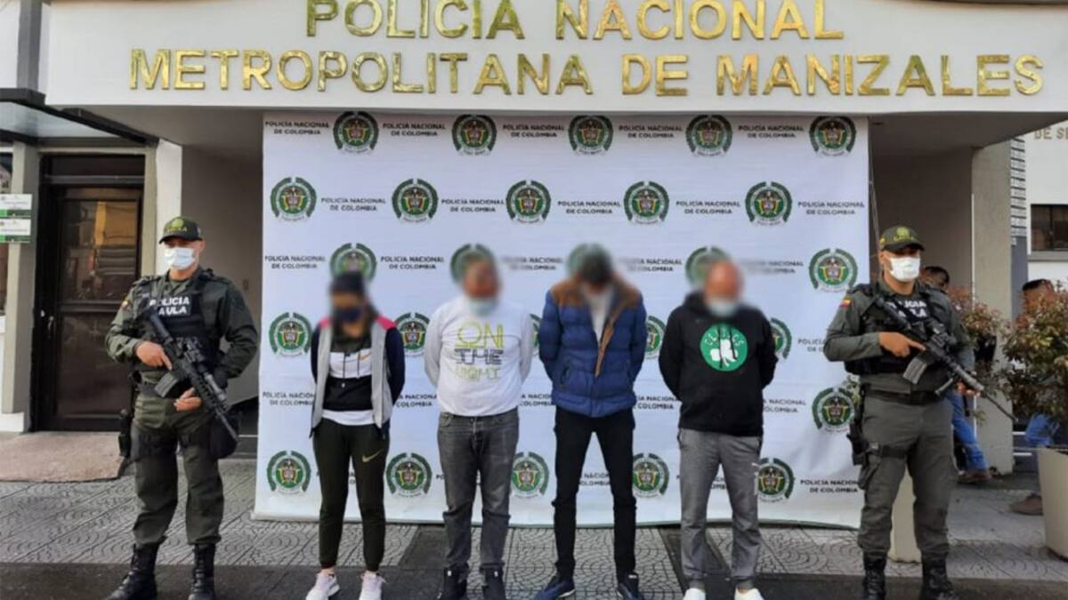 Hackeaban perfiles de redes sociales para extorsionar