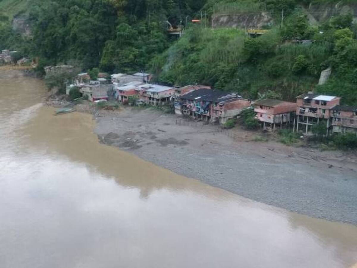 En Valdivia hay depresión masiva y la Anla no habla de lo social: Líderes