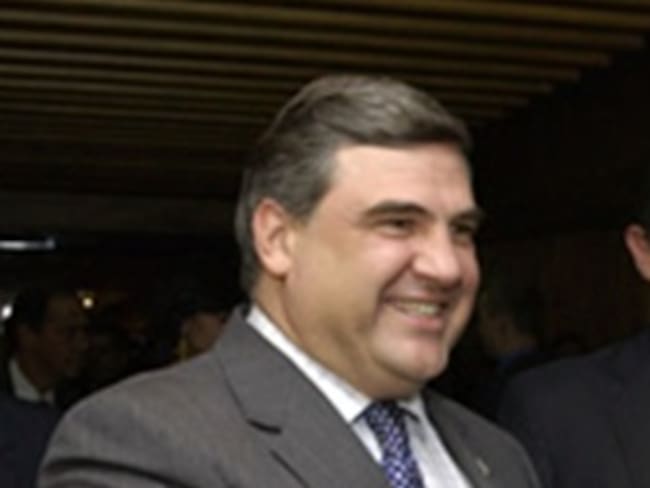 Luis Ernesto Mejía afirma que Uribe le deseó éxitos como fórmula vicepresidencial de Noemí