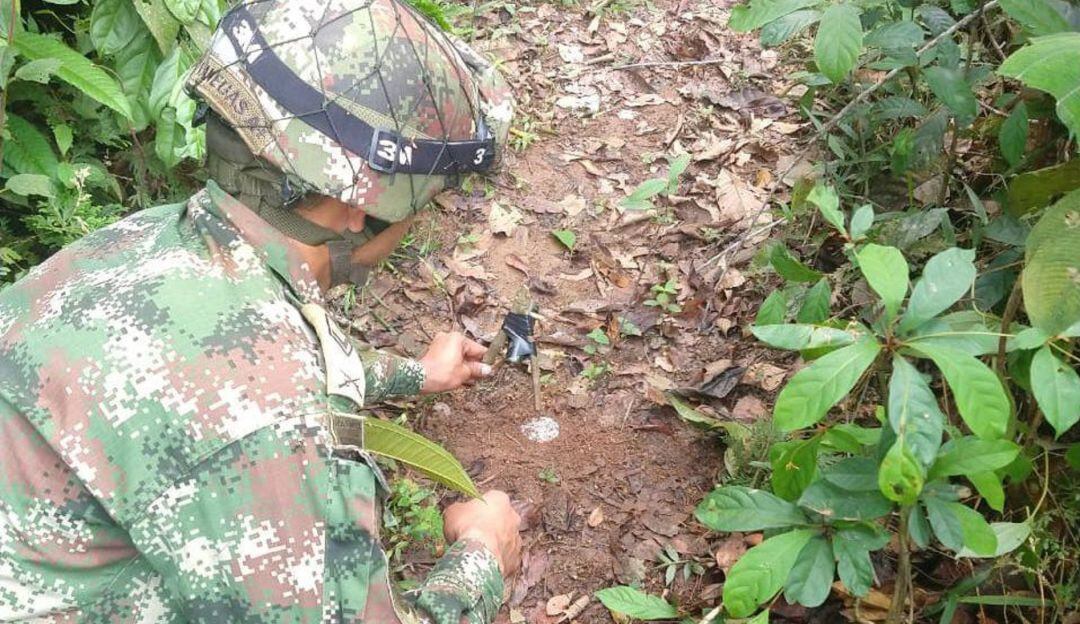 10 artefactos explosivos fueron destruidos.