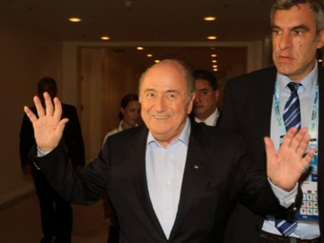 Blatter asegura que el estadio de Sao Paulo se concluirá en abril