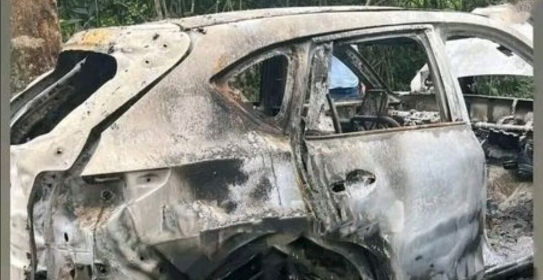 Las autoridades han confirmado que hallaron incinerada la camioneta en la que al parecer secuestraron al joven Mauricio Muñoz Plazas el pasado jueves en el municipio de Acevedo.