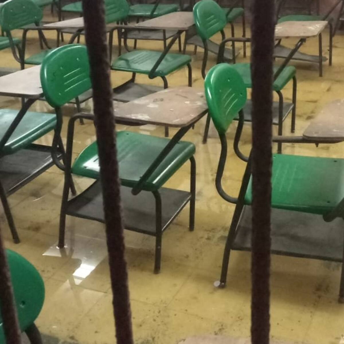 Las inundaciones en El Bagre tienen más de mil estudiantes sin clase