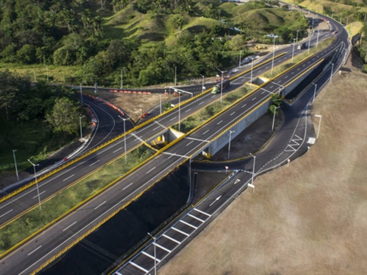 Se inicia plan operativo del Invias en los peajes para evitar trancones