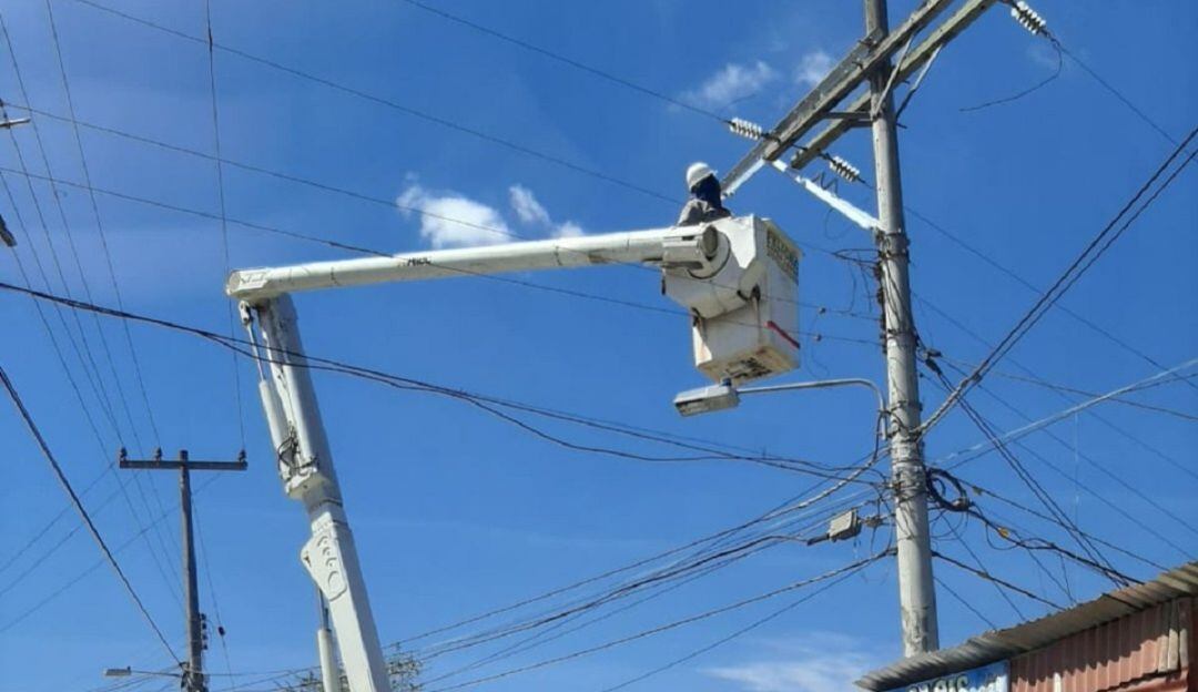 Mantenimientos y mejoras en redes eléctricas de Cartagena y Bolívar