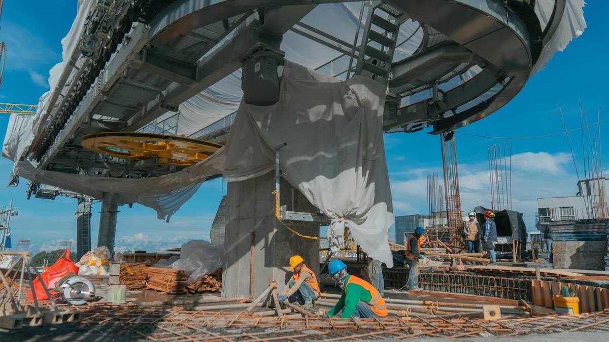 Avanzan las obras de construcción de la línea tres del cable aéreo en Manizales.