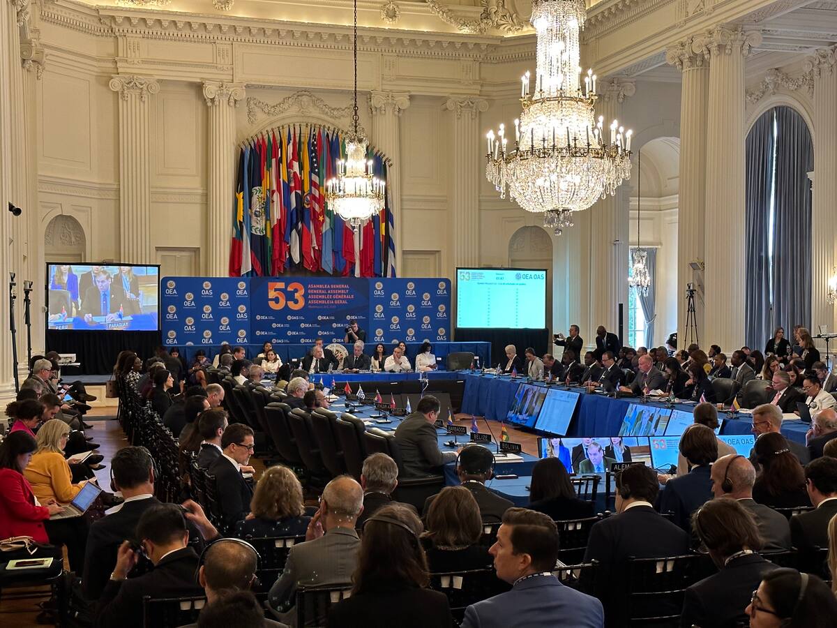 “Falta mucho para que países hagan realidad los beneficios de la democracia”: Almagro