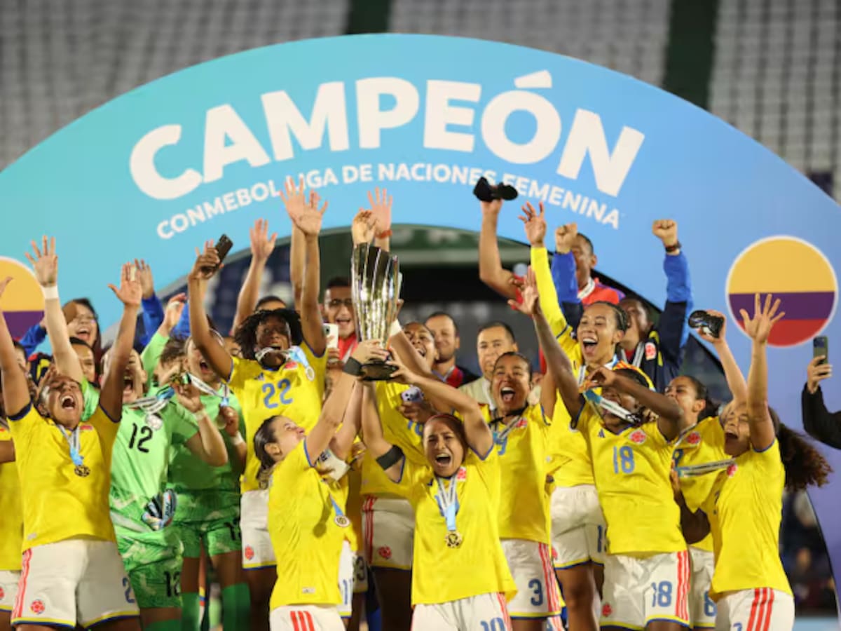 Seis vallecaucanas celebraron el título de Colombia en la Liga de Naciones Femenina
