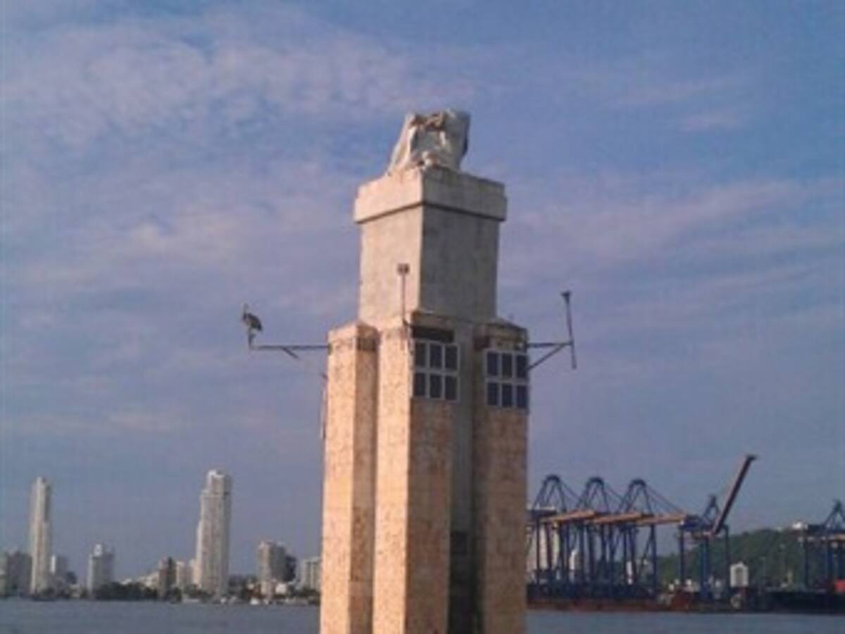 Impacto de rayo destruyó estatua de la virgen en la bahía de Cartagena