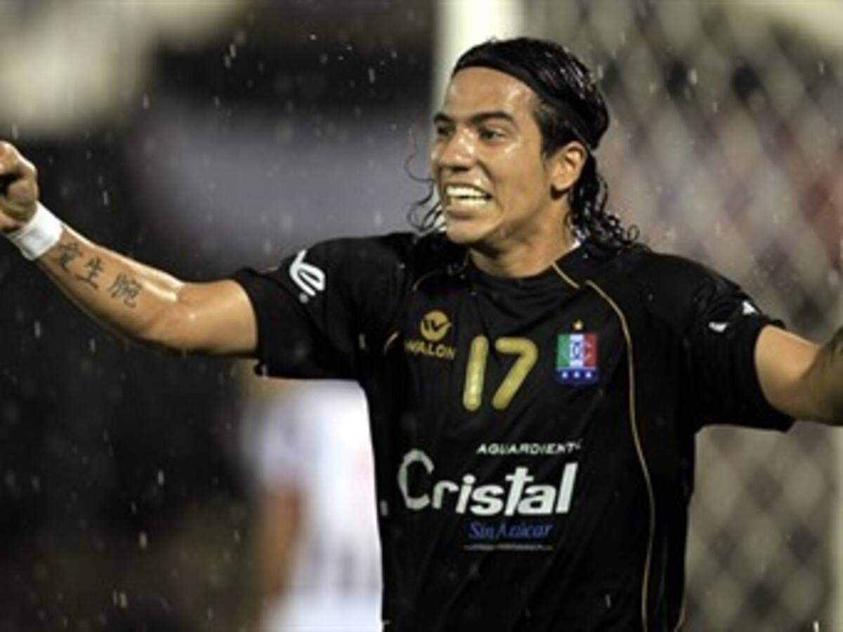 La U de Chile descarta el fichaje del colombiano Dayro Moreno