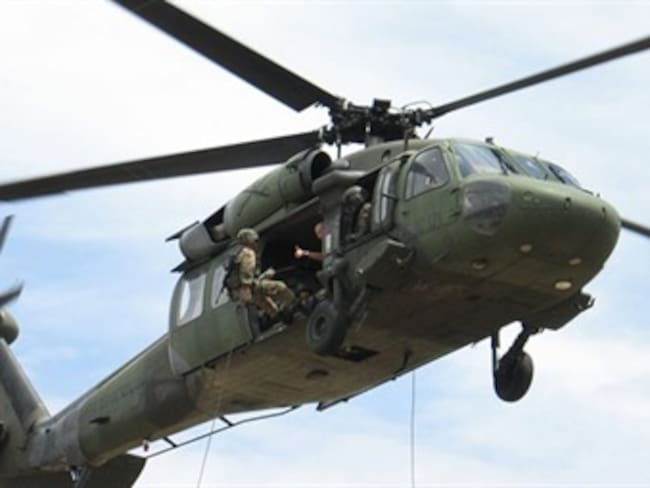 Anuncian controles al préstamo de helicópteros militares