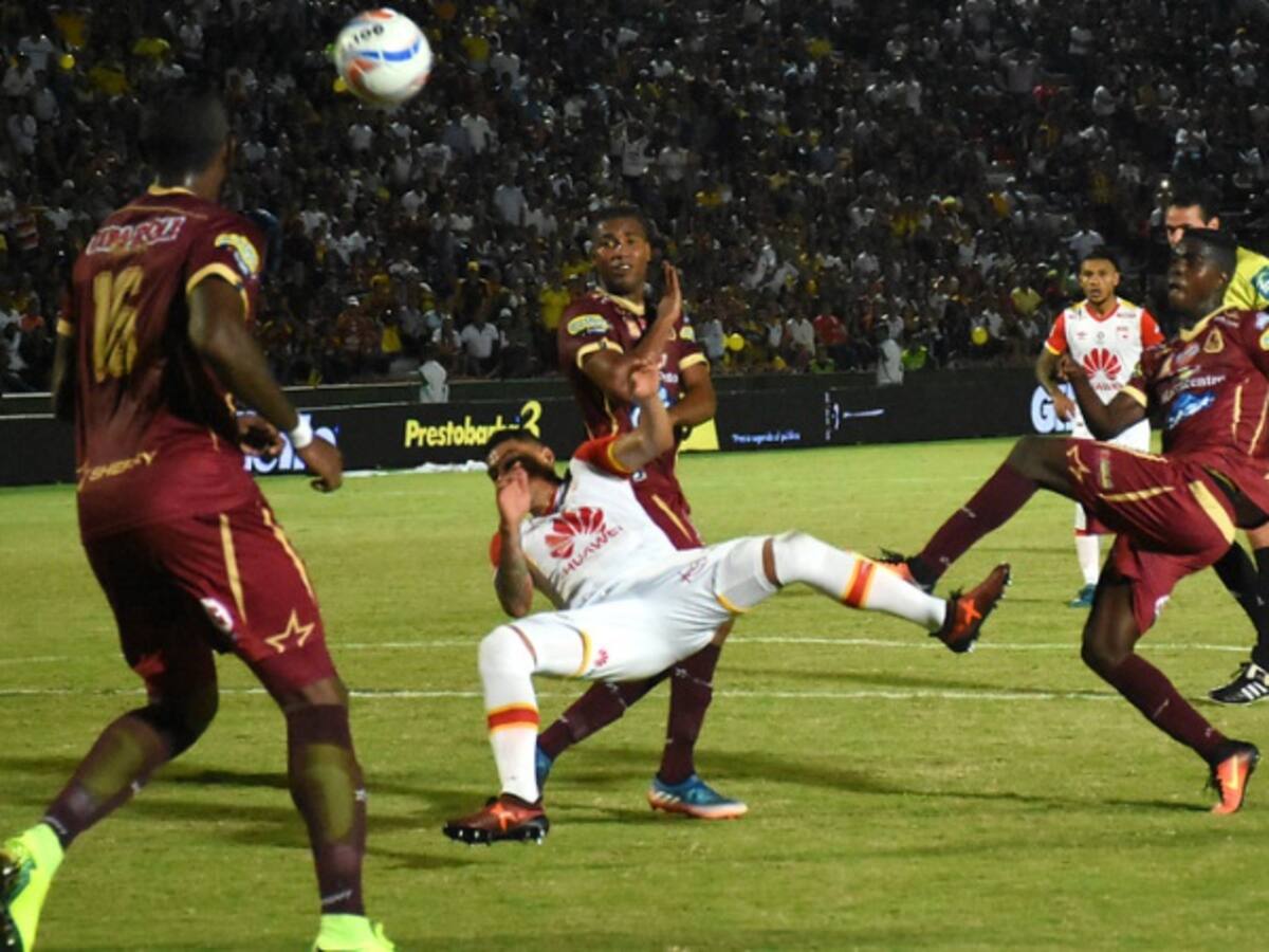 Santa Fe y Tolima definen en Bogotá el primer finalista de la Liga Águila
