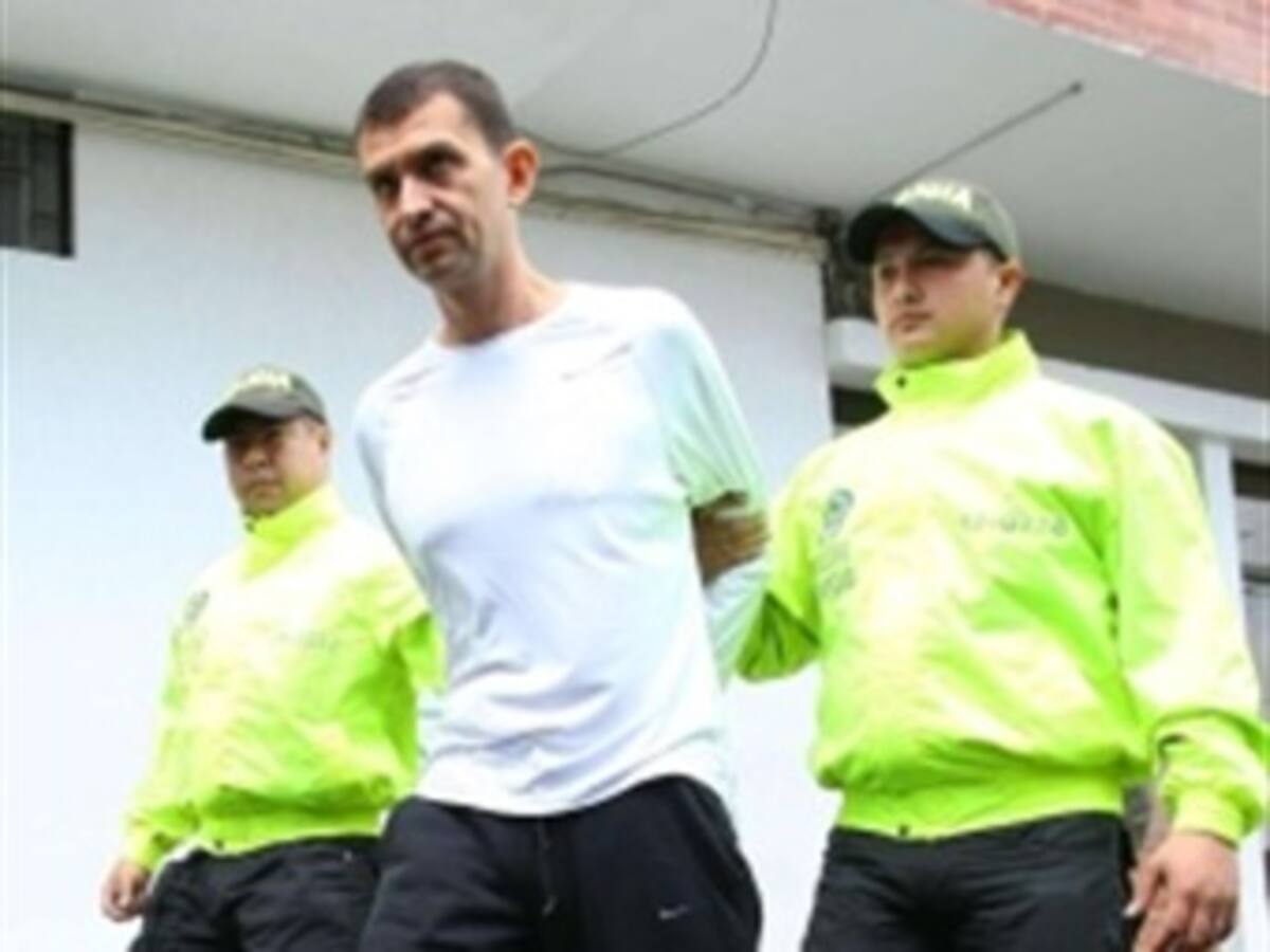 "Sí hay concejales de Bogotá involucrados en el carrusel de contratos": Emilio Tapia