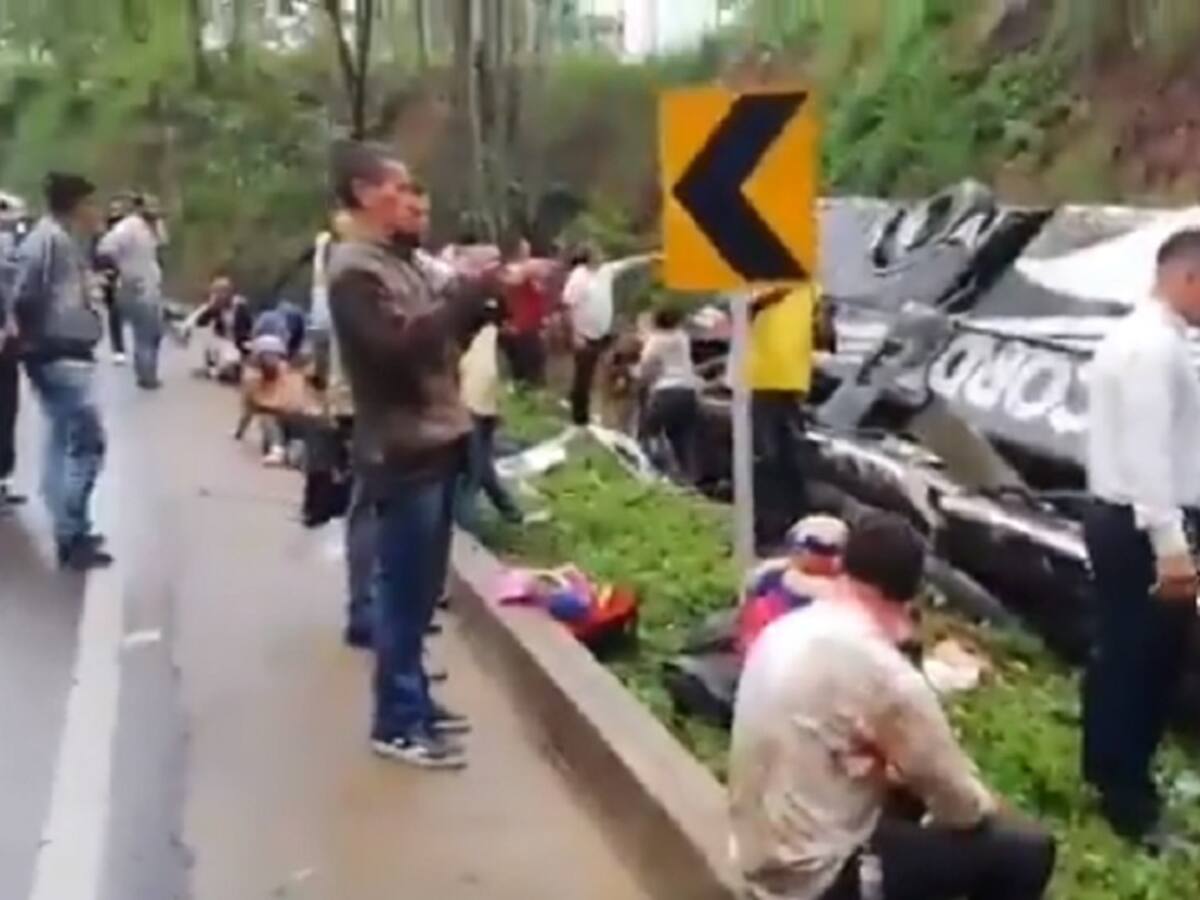 Una fallecida y 20 heridos dejó accidente entre Norte de Santander y Cesar