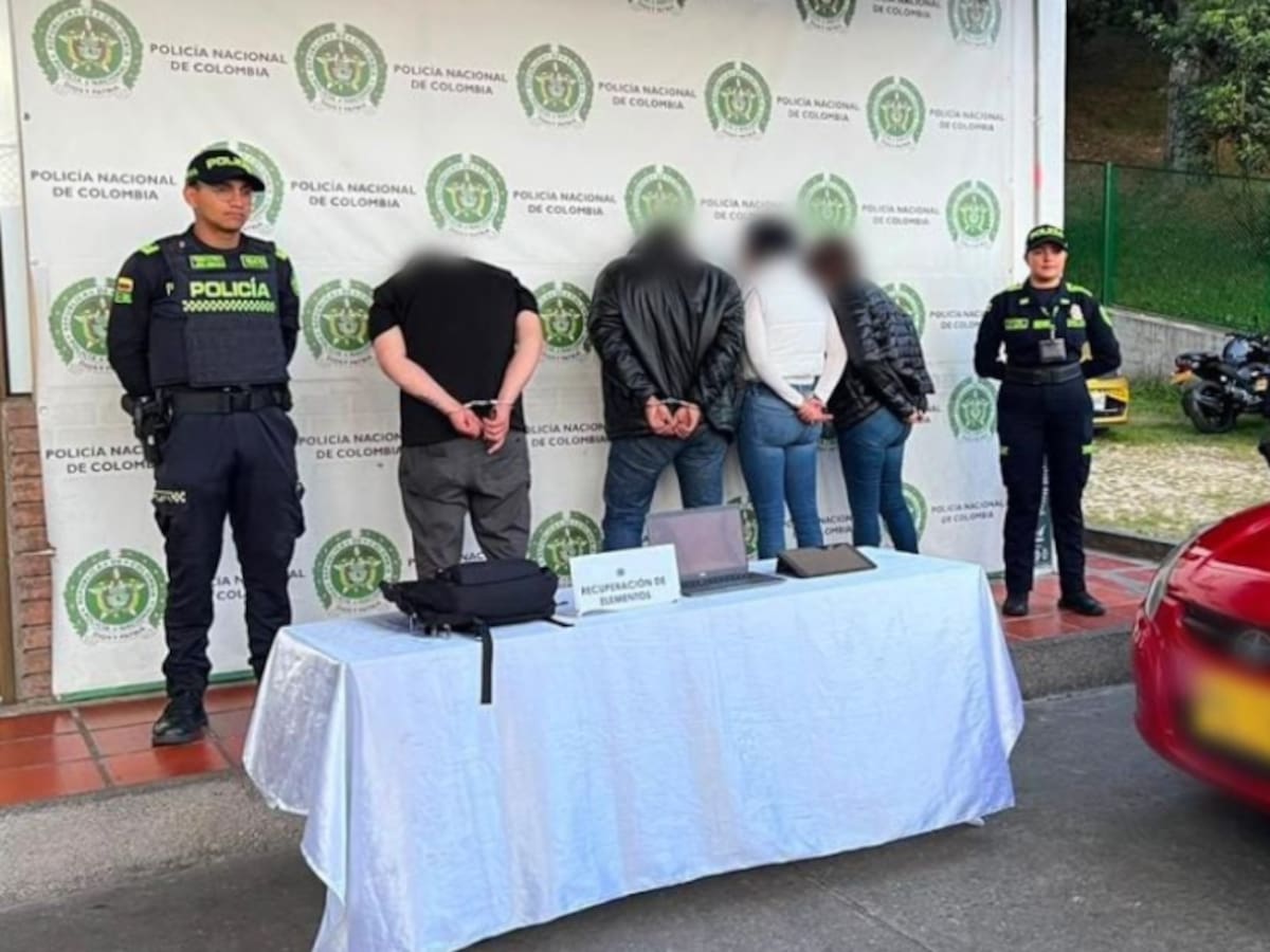 Cuatro personas capturadas en Bogotá tras hacerse pasar por funcionarios de la SIJIN