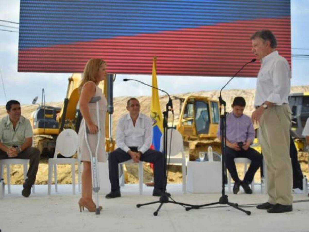 Con música, aplausos y banderas, Barranquilla celebró posesión de la Minvivienda