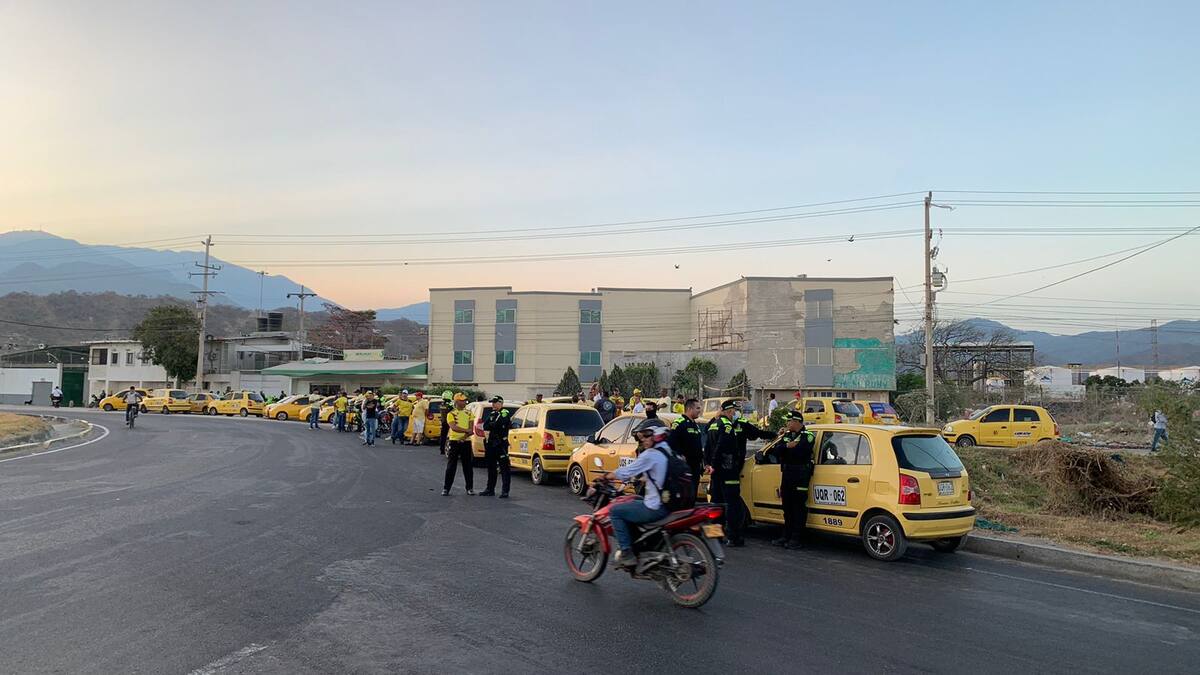 En Santa Marta inició ‘Plan Tortuga’ en el marco del paro nacional de taxistas