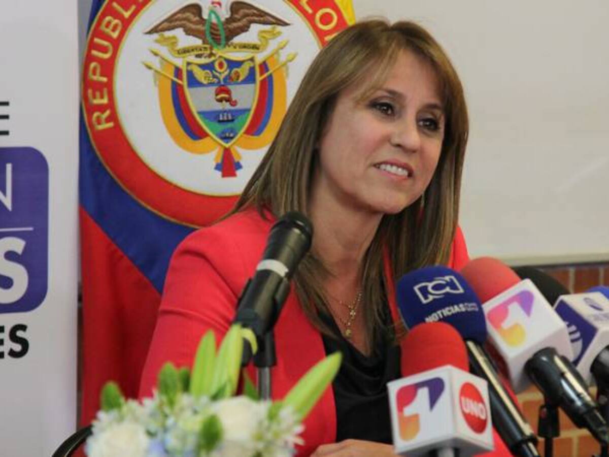 MinTrabajo busca reunión con la Aeronáutica Civil para evitar protestas de controladores aéreos