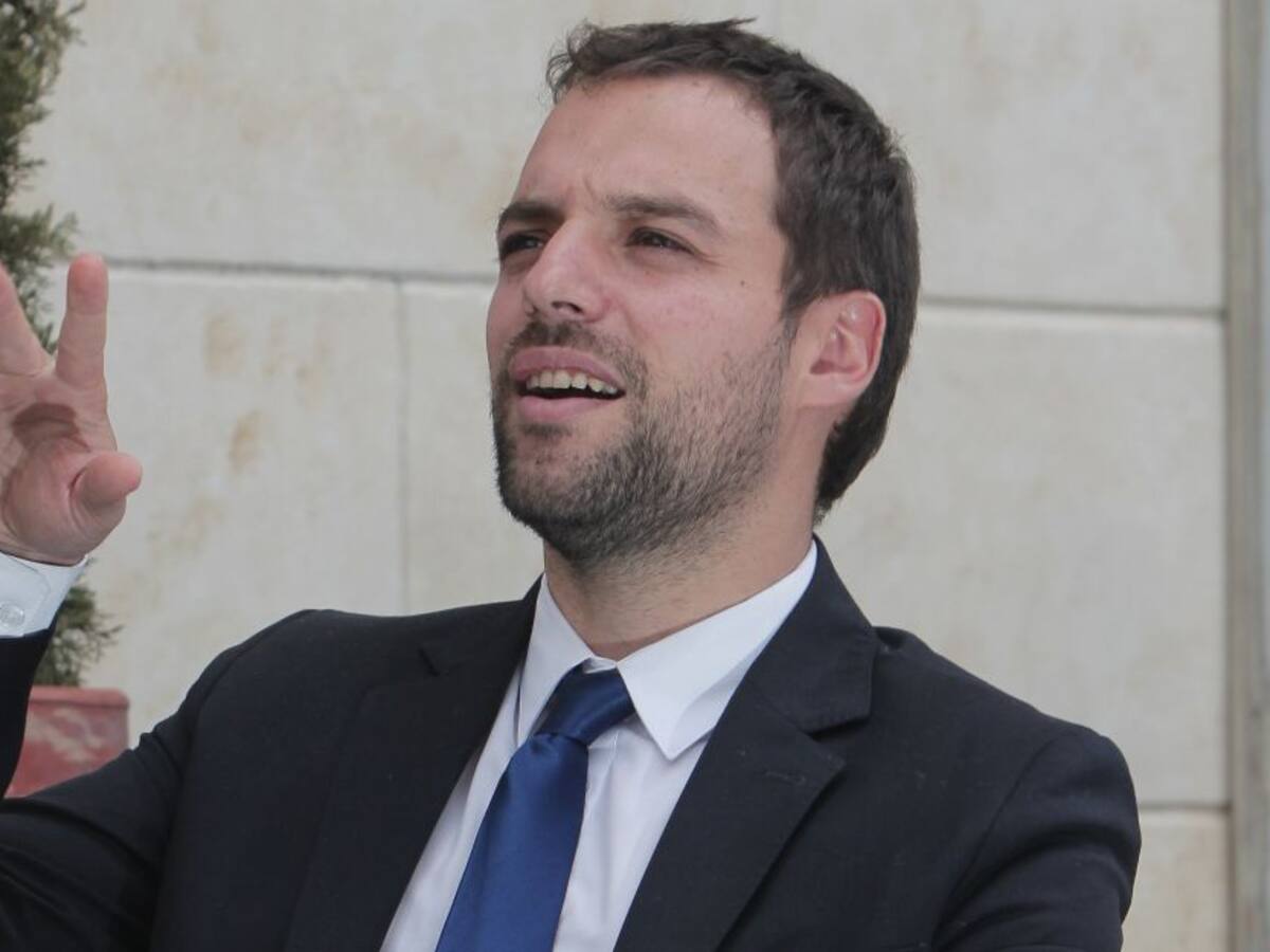 “La pandemia está entre nosotros y no debemos relajarnos”: Luis E. Gómez