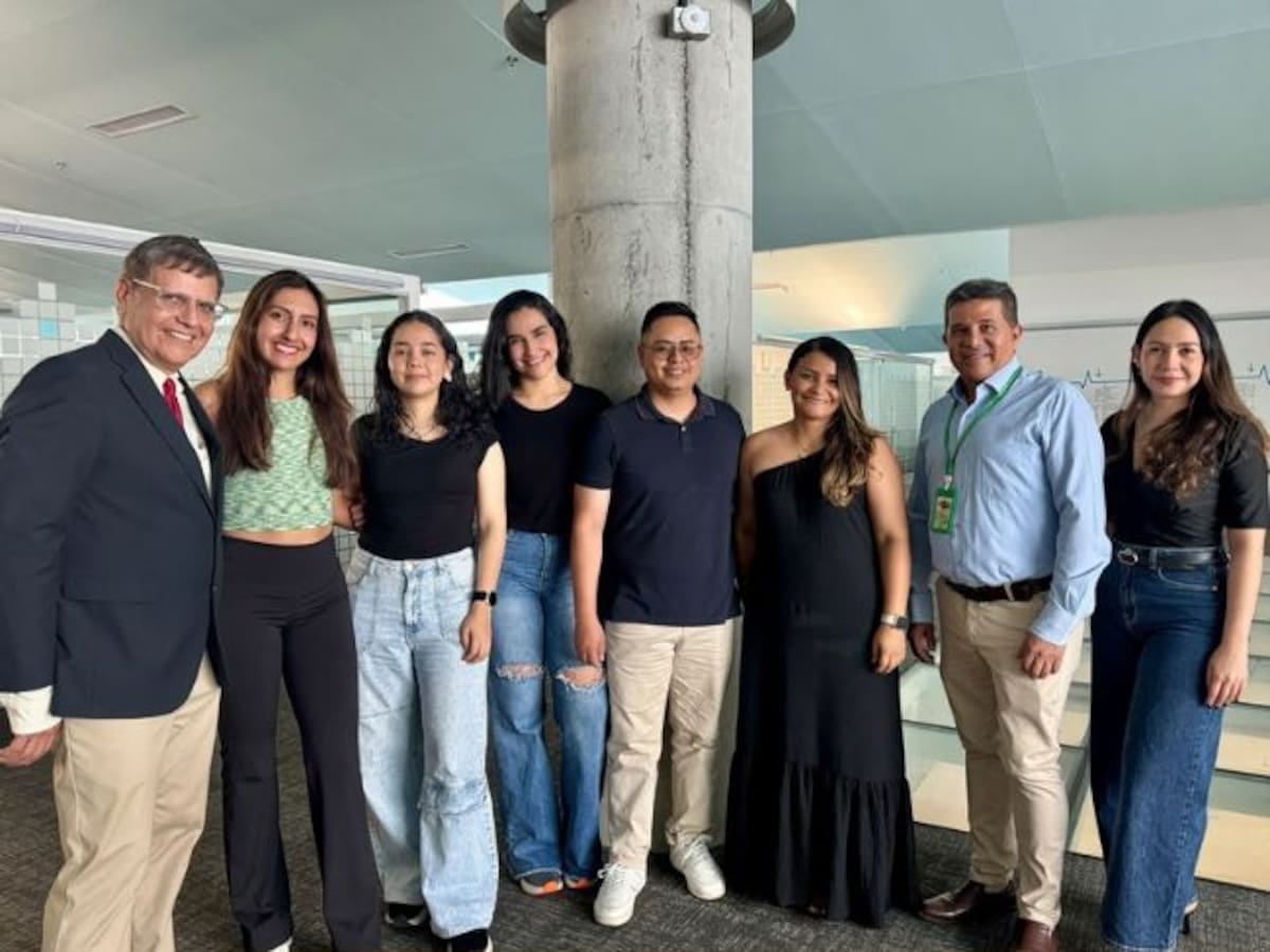 7 estudiantes de Medicina afectados por el terremoto en Cali retomarán sus prácticas en Bucaramanga