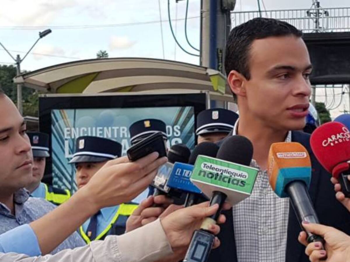 Qué responde la secretaría de movilidad a taxistas de Medellín