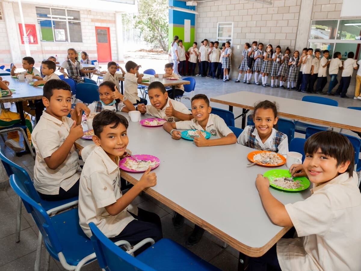 Arranca el PAE en el Magdalena, programa que beneficia a más de 140 mil estudiantes