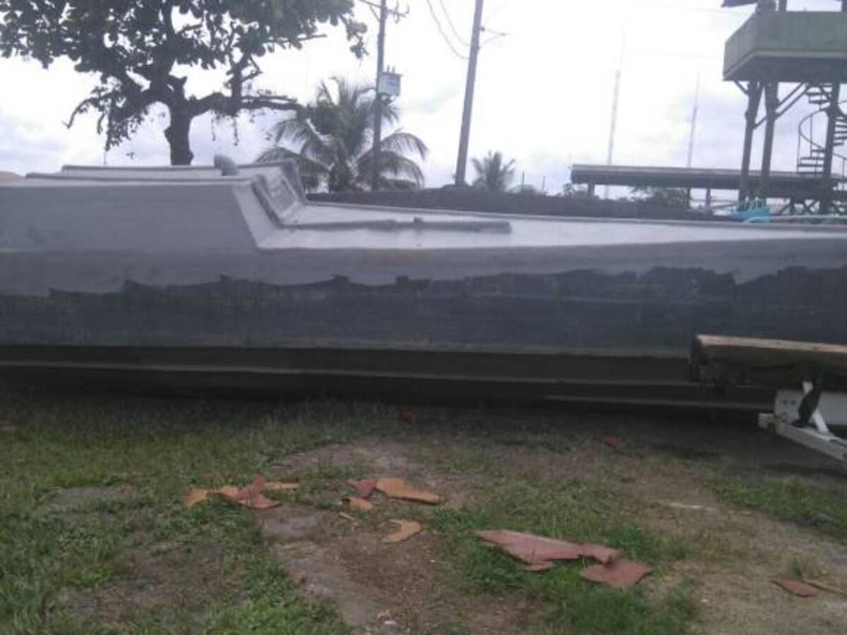Armada incautó embarcación usada para narcotráfico