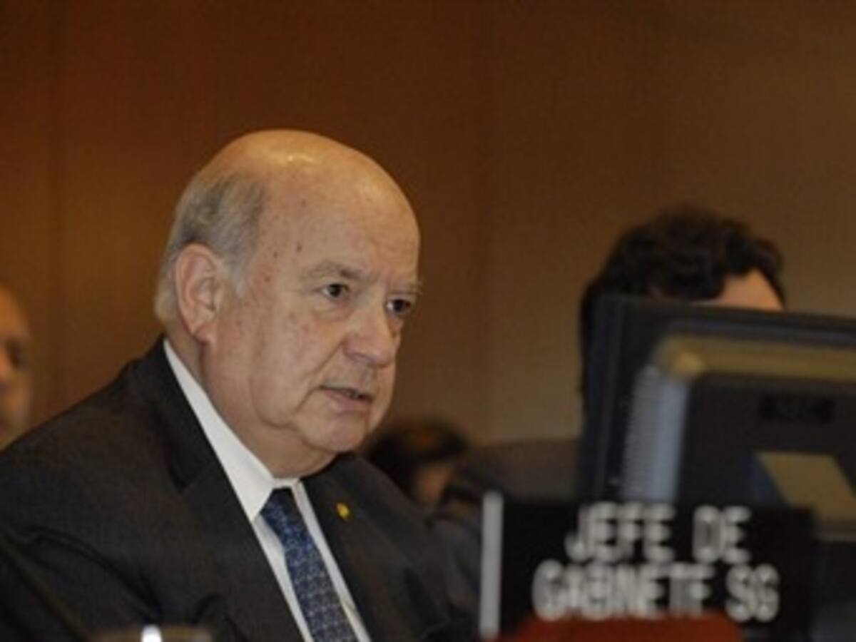 Insulza pide condenar "con energía" la "ofensa grave" a Evo Morales