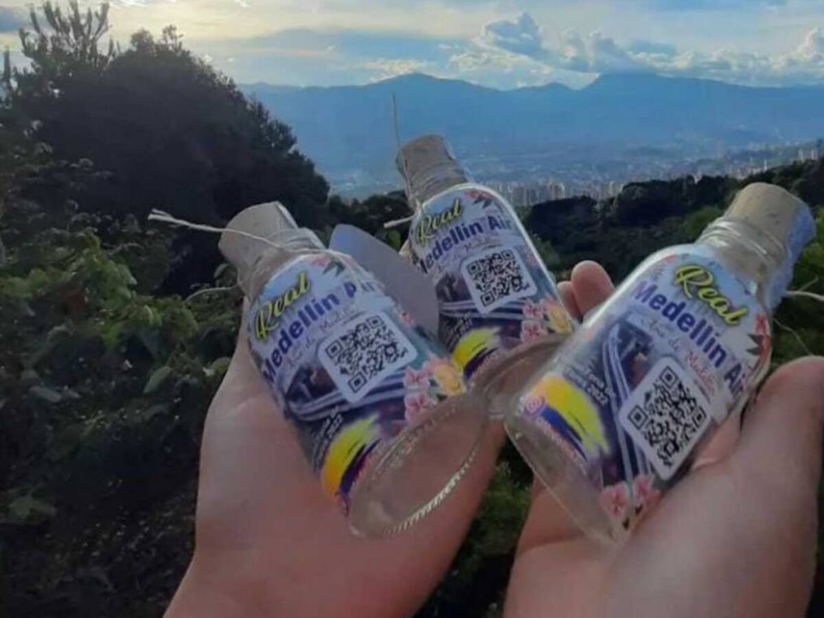 Aire de Medellín lo venden en frascos de vidrio