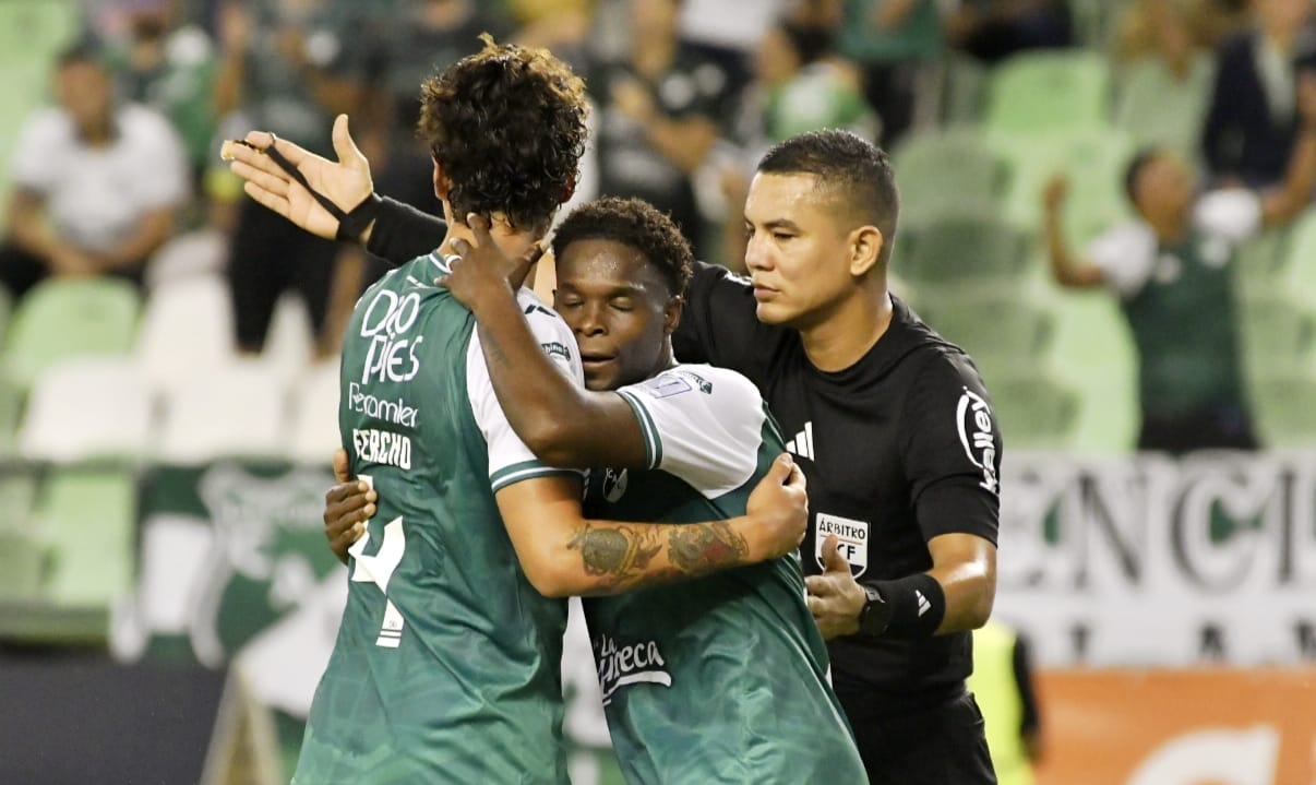 Avilés Hurtado celebra el gol del triunfo del Deportivo Cali / Colprensa.