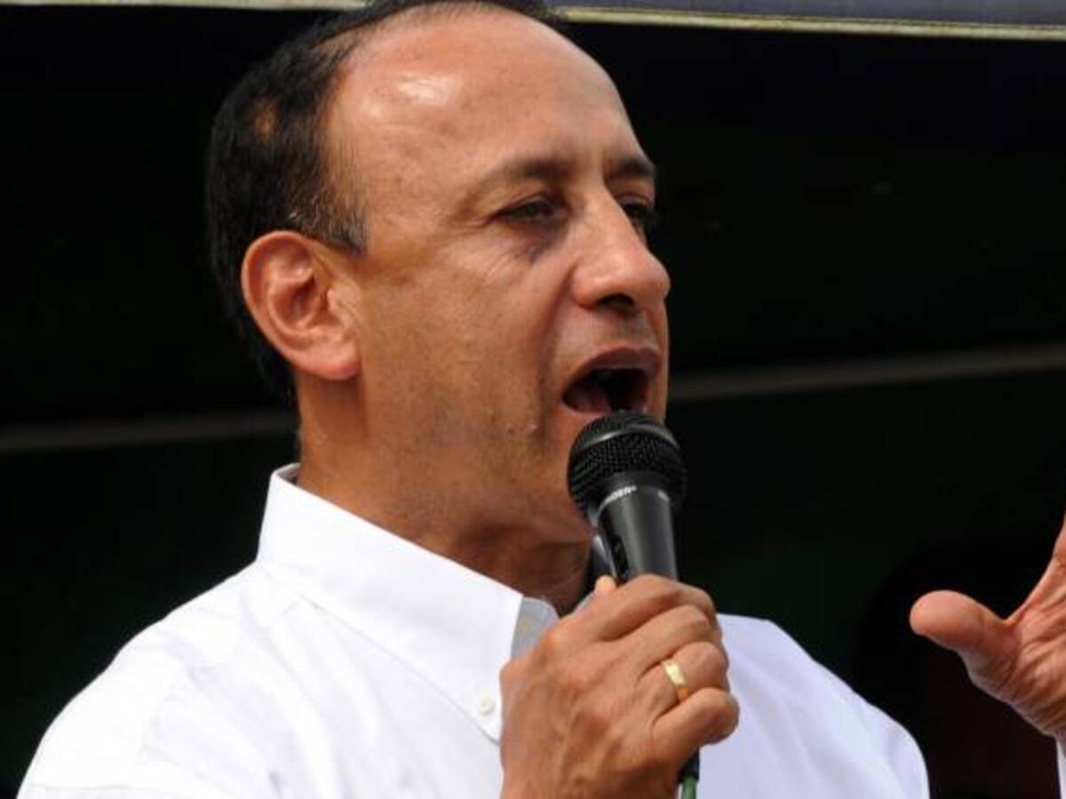 Álvaro Cruz si podría permanecer en la cárcel según examen médico