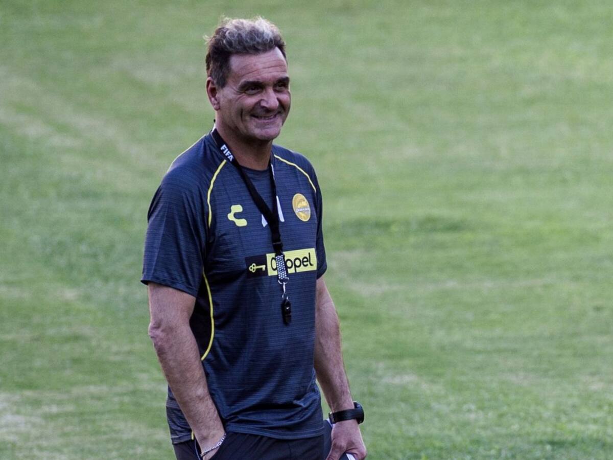 Luis Islas asistente de Maradona habló en El Alargue