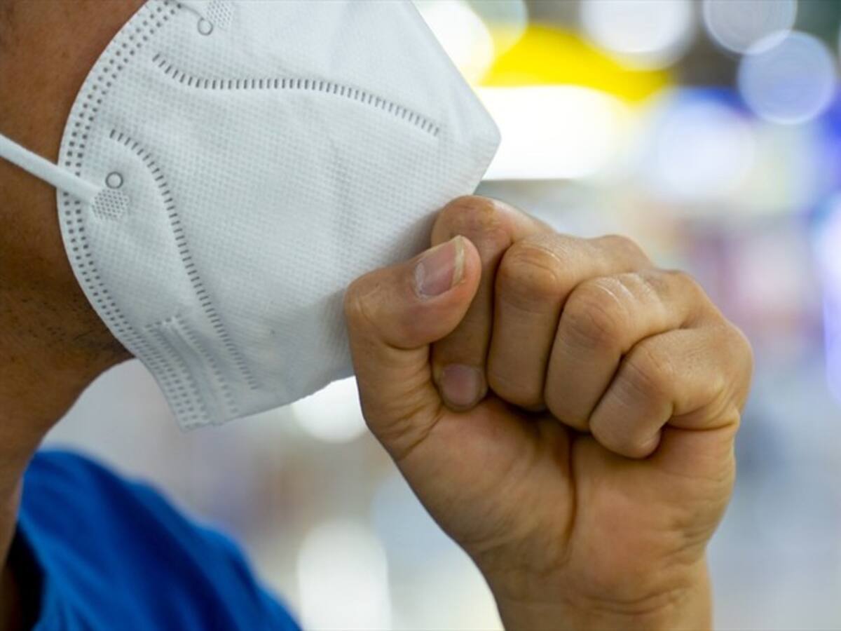 Si uno sale a la calle sin permiso la Policía lo detiene: colombiano en Hubei