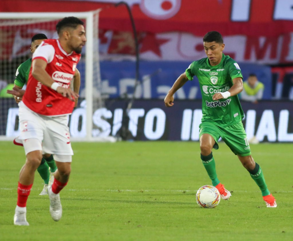 Johan Rojas of La Equidad is controlling the ball during the match of matchday 5 of the quadrangular semifinals group B between Independiente Santa Fe and La Equidad for the Liga BetPlay DIMAYOR I 2024 at the Nemesio Camacho el Campin stadium in Bogota, Colombia. (Photo by Daniel Garzon Herazo/NurPhoto via Getty Images)
