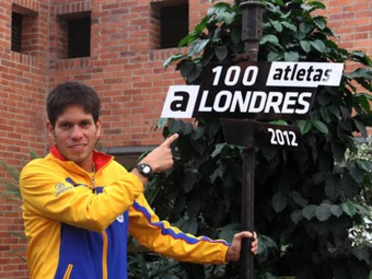 El triatleta Carlos Quinchará deportista 106 de Colombia a Londres 2012