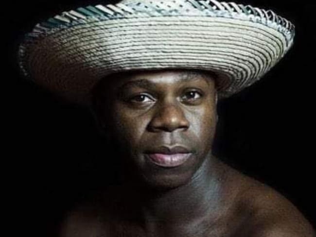 Lisandro Vallecilla de 31 años, músico de la agrupación Canalón de Timbiquí.