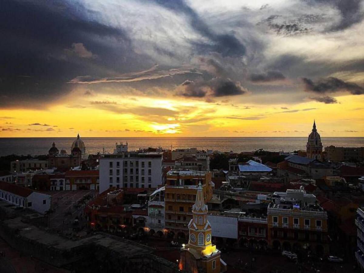Cartagena celebra 205 años de Independencia