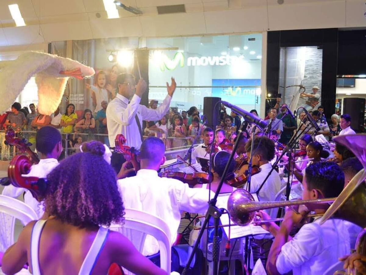 Orquesta Filarmónica de la I.E. San Lucas se viste de gala con conciertos de Navidad