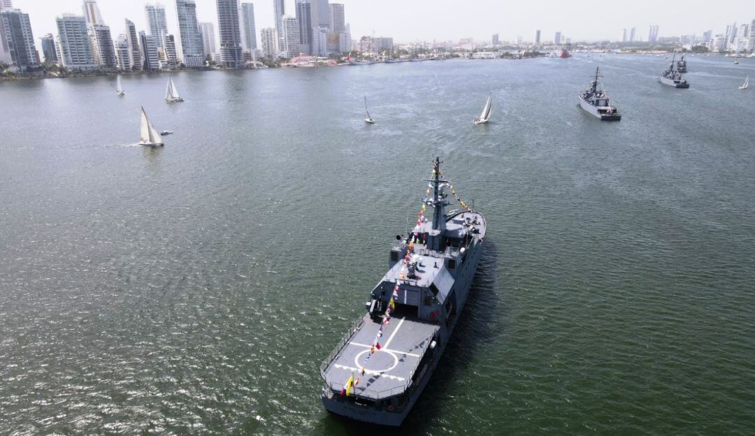 Una verdadera fiesta del mar, de integración y compañerismo, que engalanó la bahía de Cartagena con sus coloridas velas