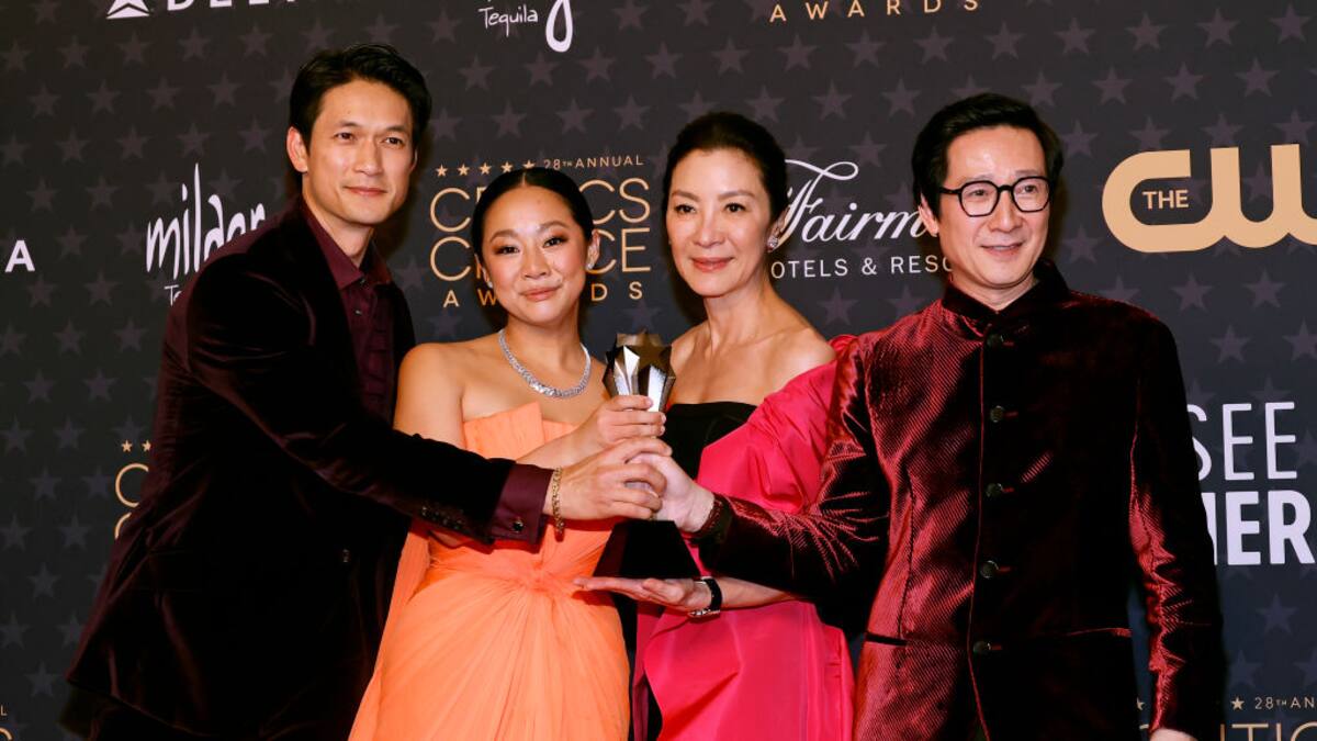 ‘Todo en todas partes al mismo tiempo’ protagonizó los premios de la crítica