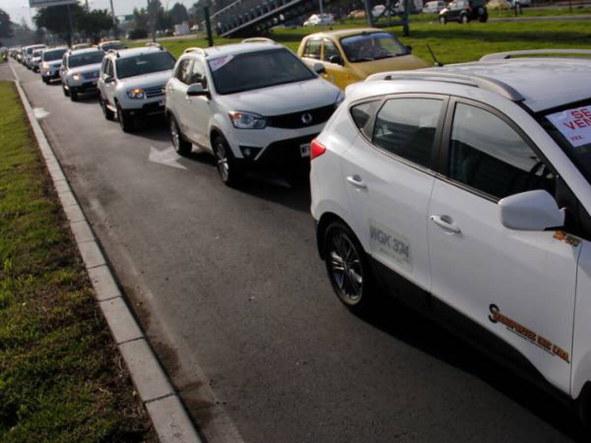 Ya van por lo menos 70 riñas entre taxistas y Uber en Bogotá